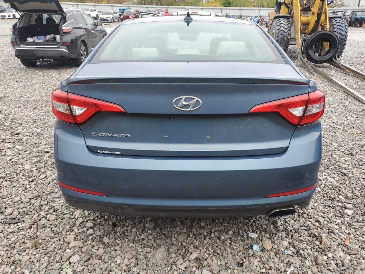 2015 HYUNDAI SONATA SE photo 11