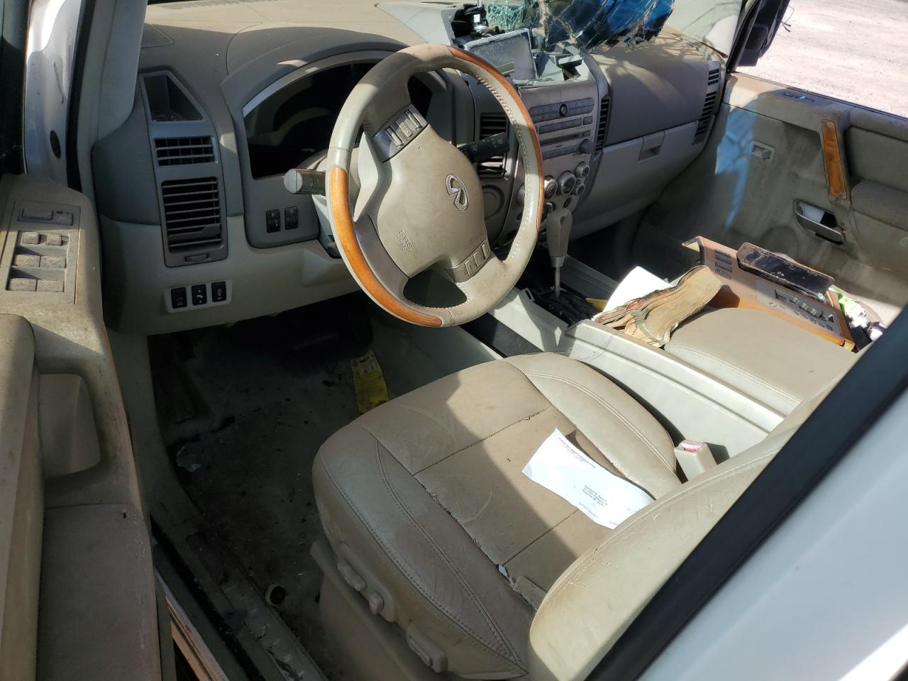 2005 INFINITI QX56 photo 22