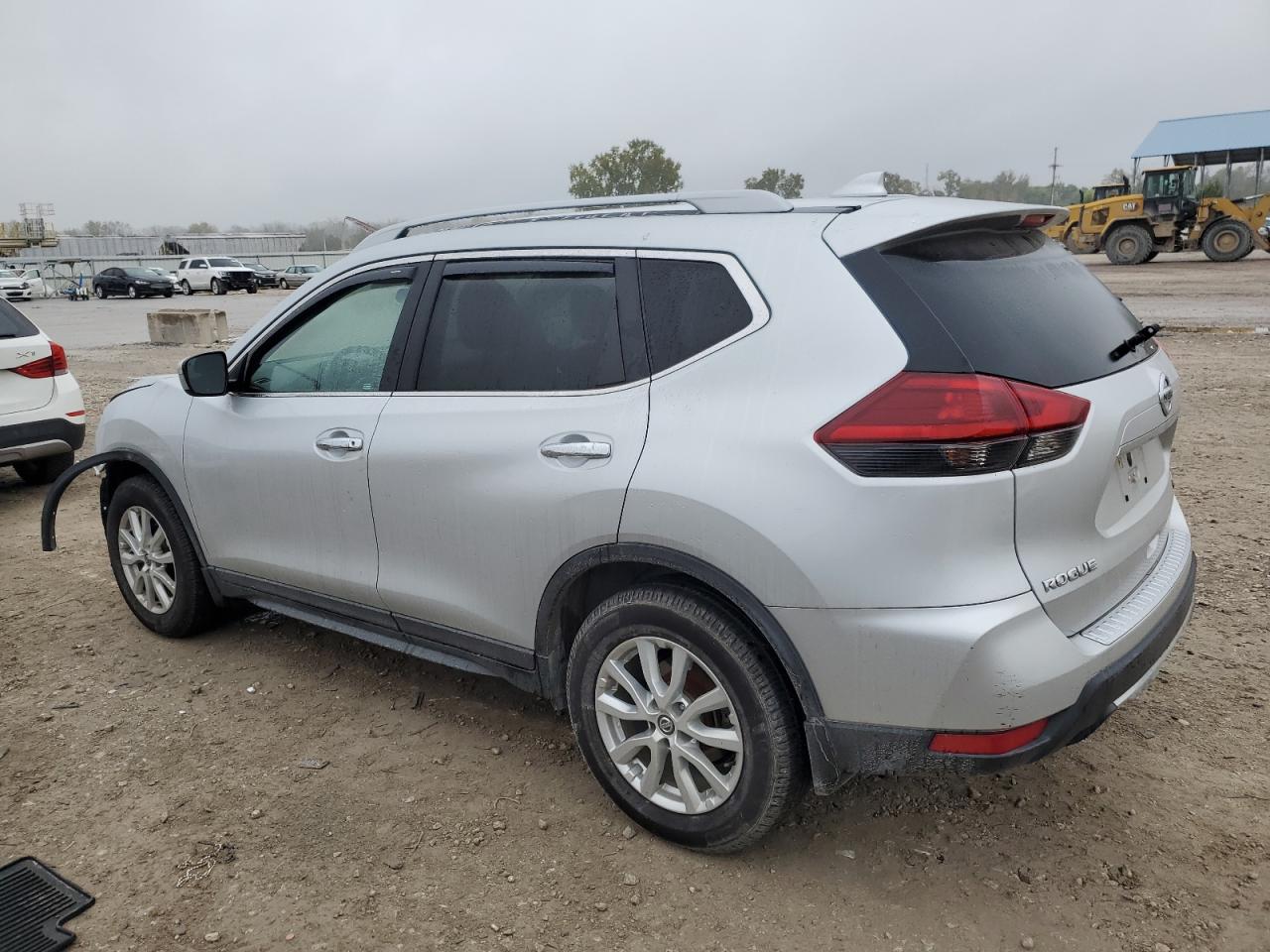 2019 NISSAN ROGUE S photo 3
