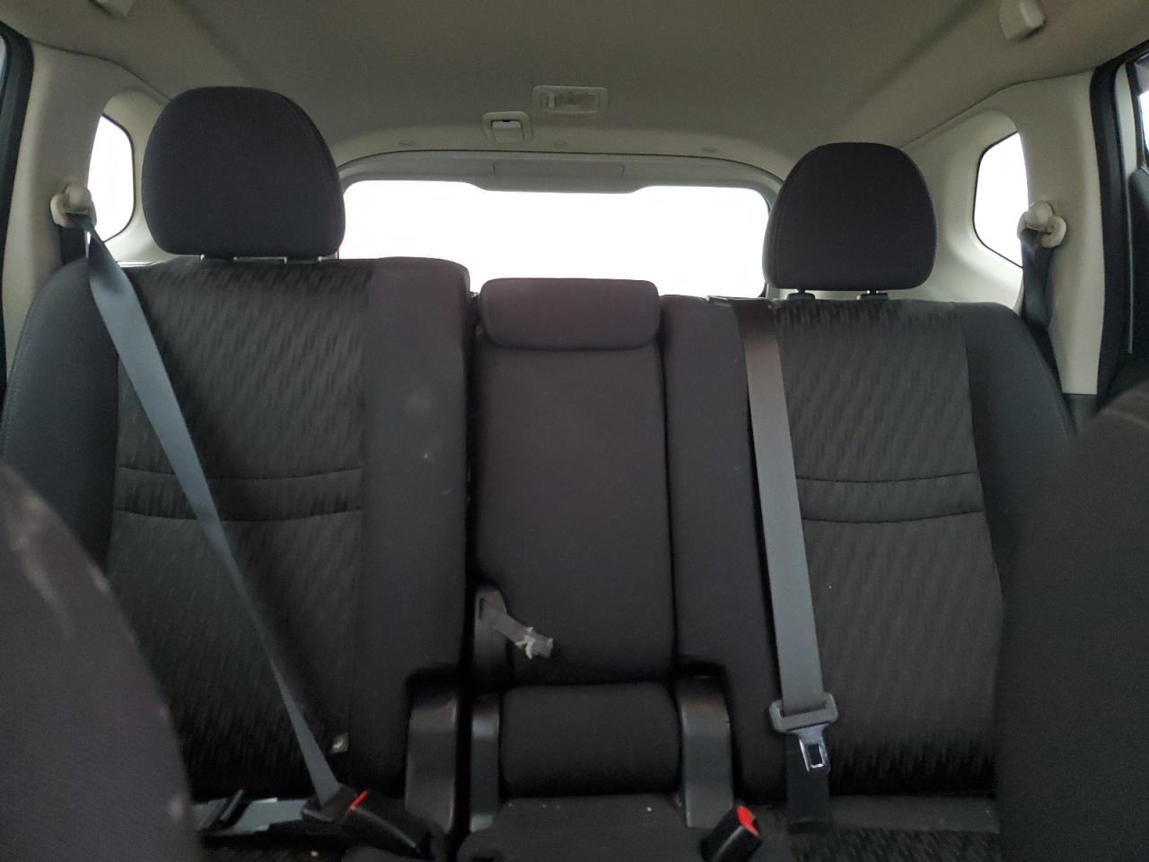 2019 NISSAN ROGUE S photo 19