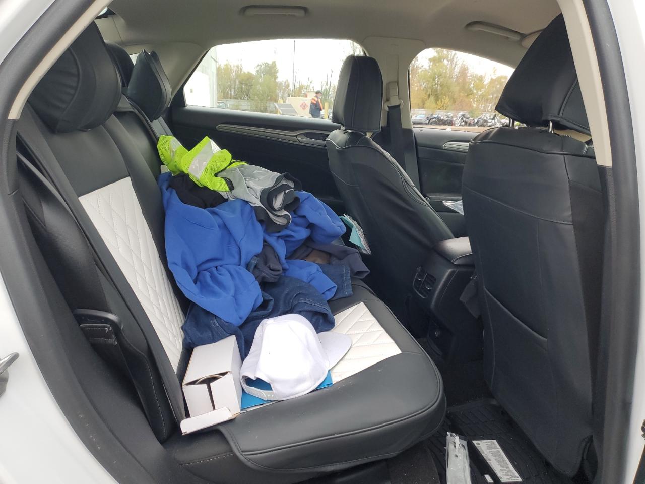 2020 FORD FUSION SE photo 10