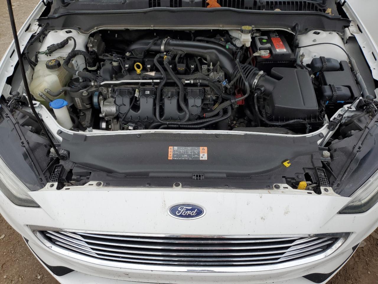 2020 FORD FUSION SE photo 11