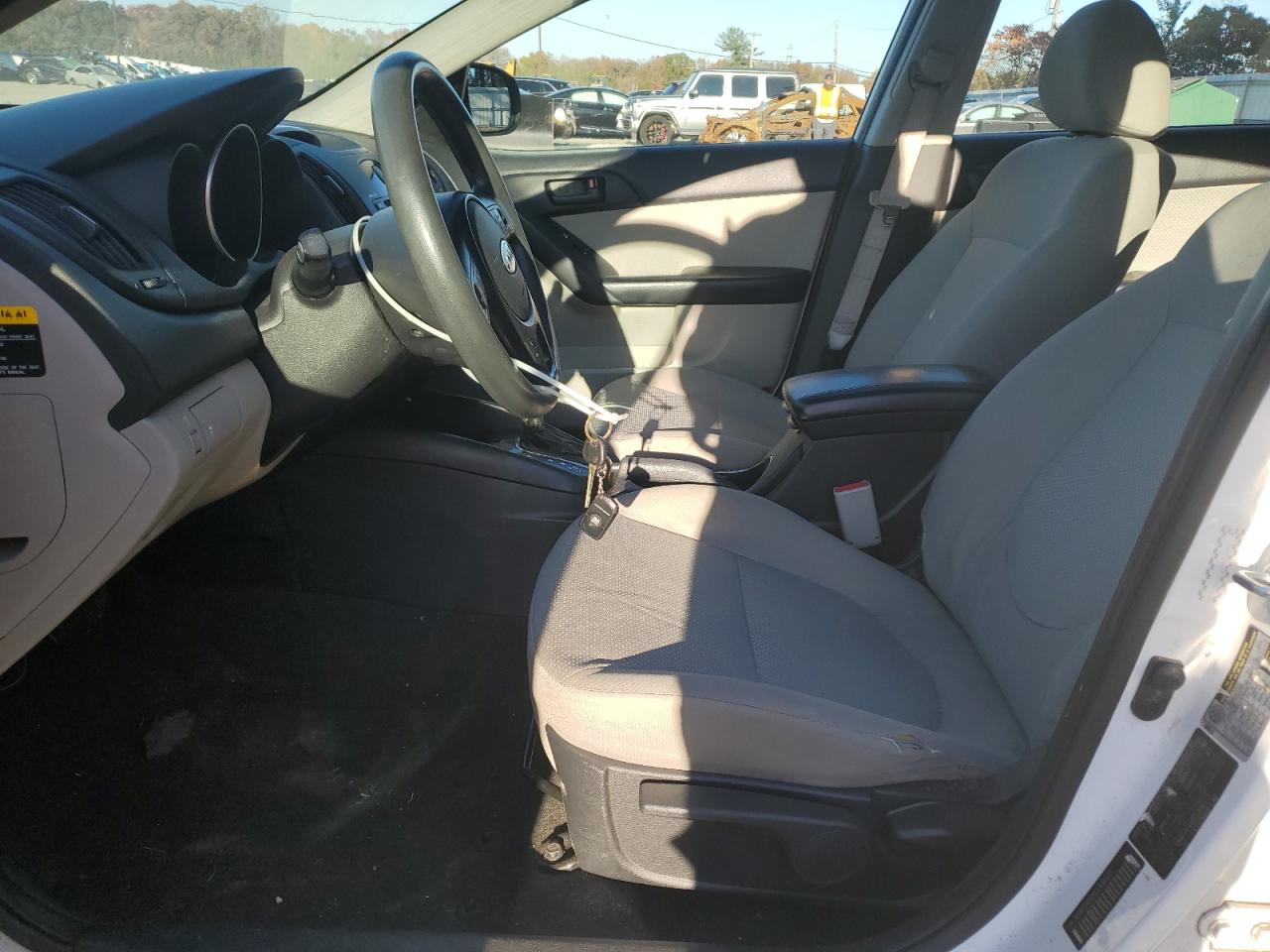2012 KIA FORTE EX photo 7