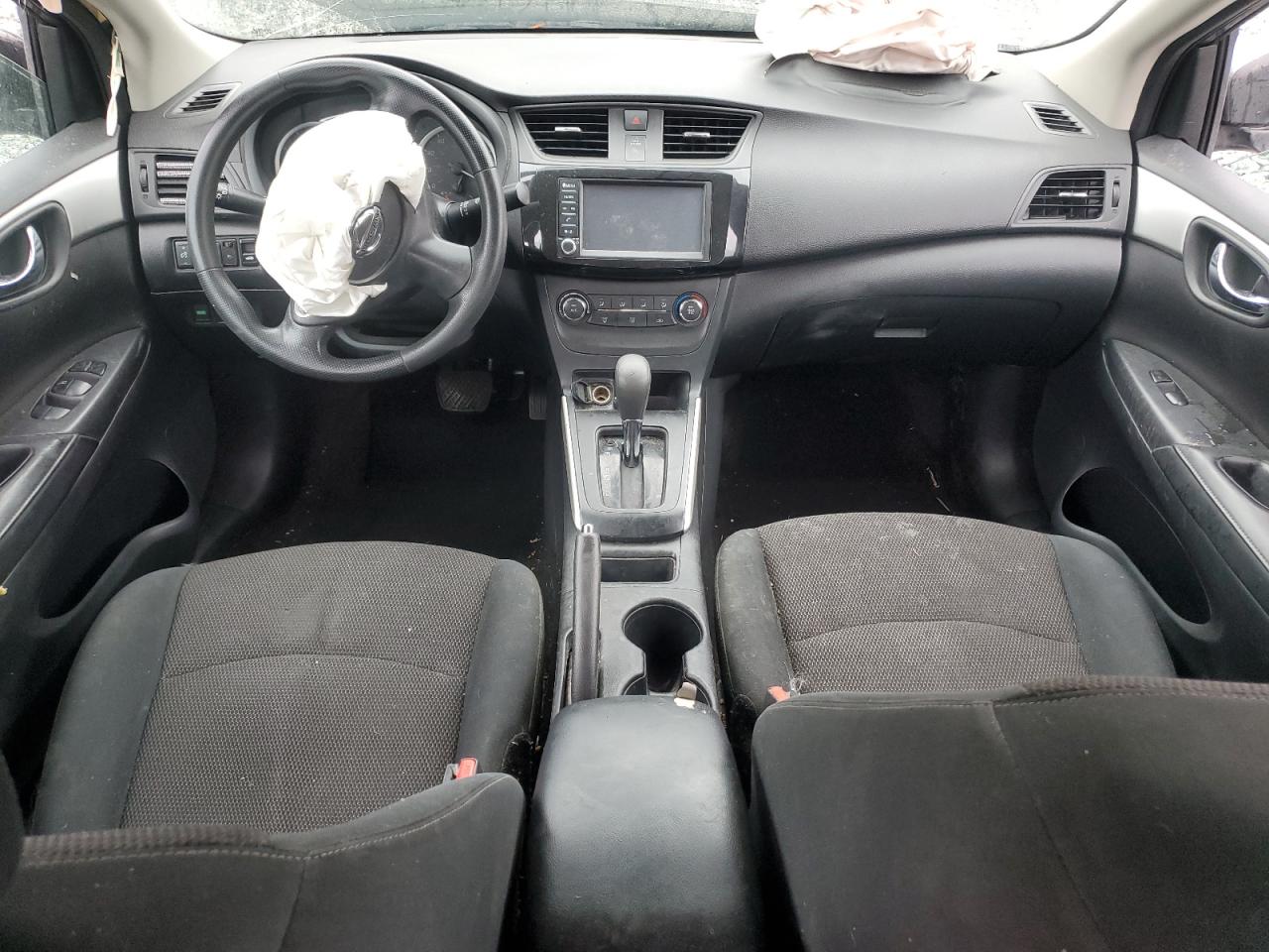 2019 NISSAN SENTRA S photo 15