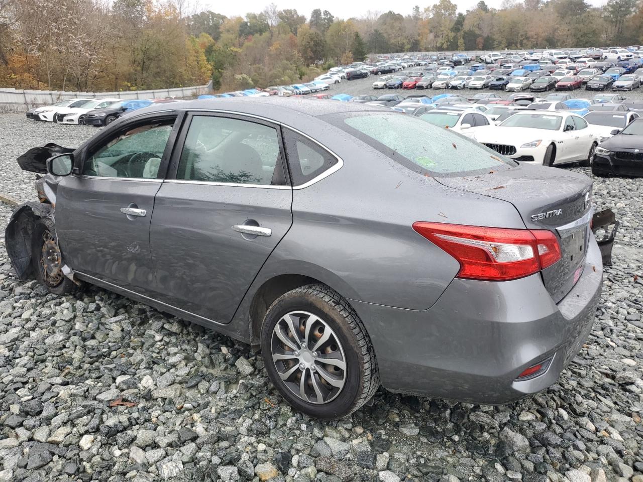 2019 NISSAN SENTRA S photo 3