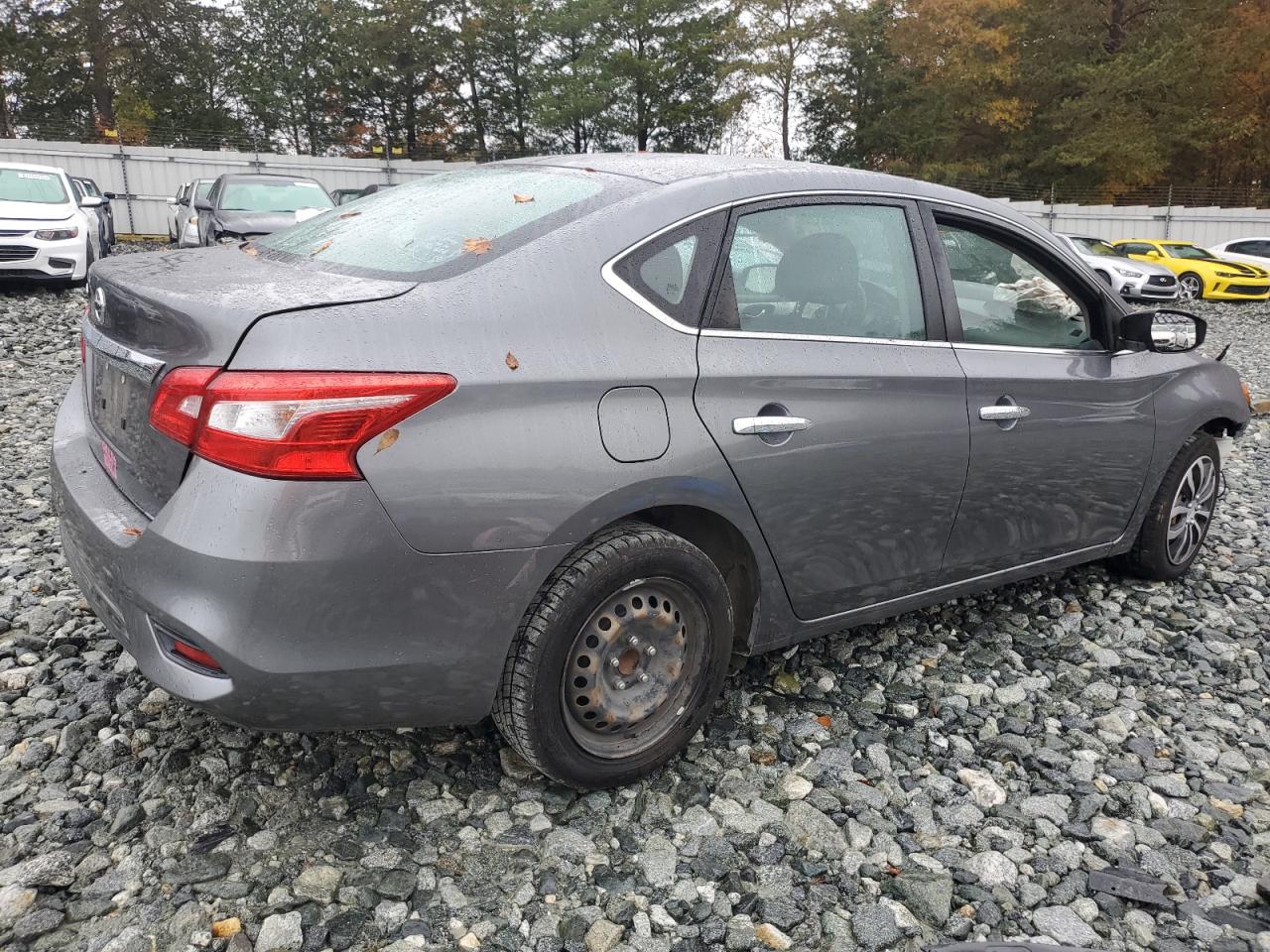 2019 NISSAN SENTRA S photo 5