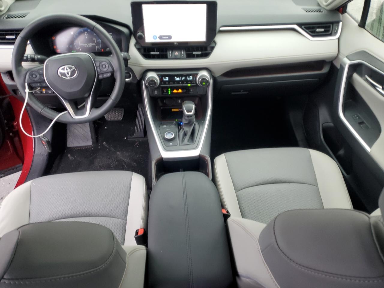 2024 TOYOTA RAV4 LIMITED photo 8