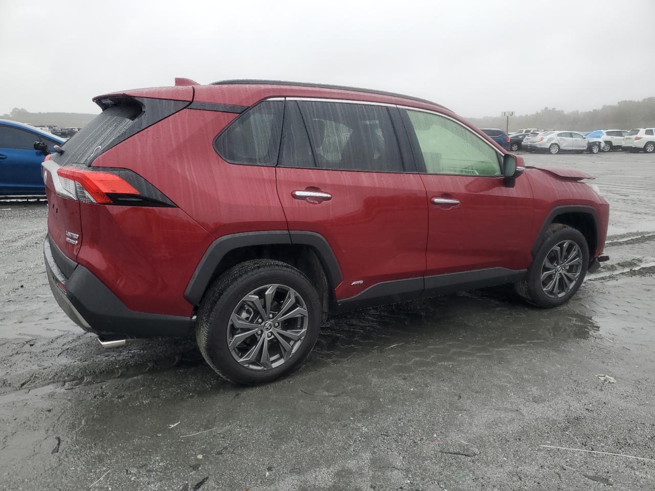 2024 TOYOTA RAV4 LIMITED photo 3