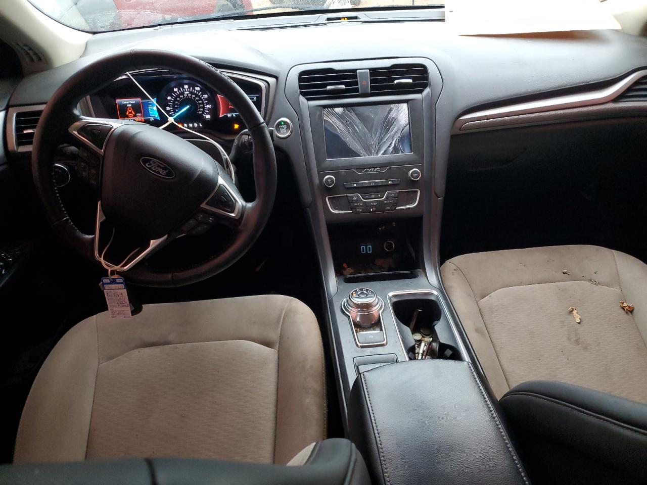 2020 FORD FUSION SE photo 18