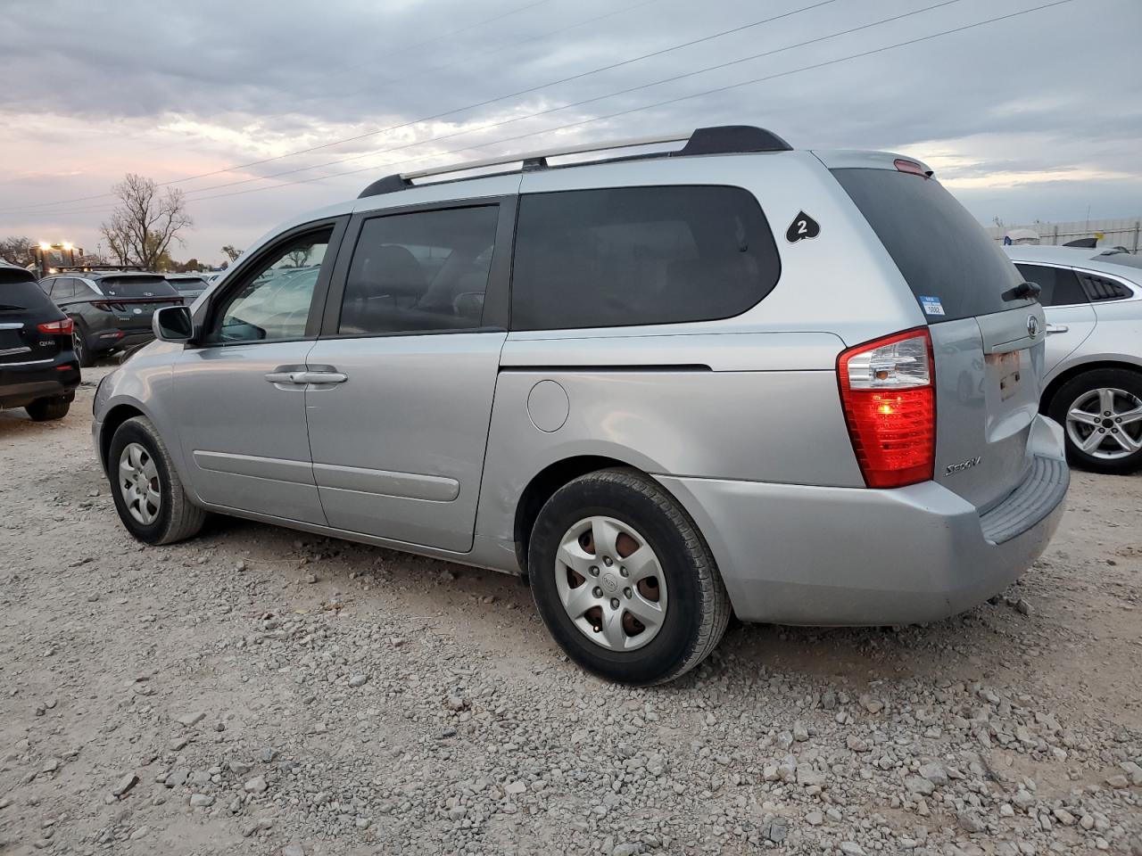 2006 KIA SEDONA EX photo 3
