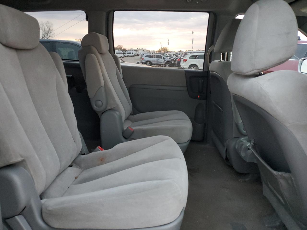 2006 KIA SEDONA EX photo 21