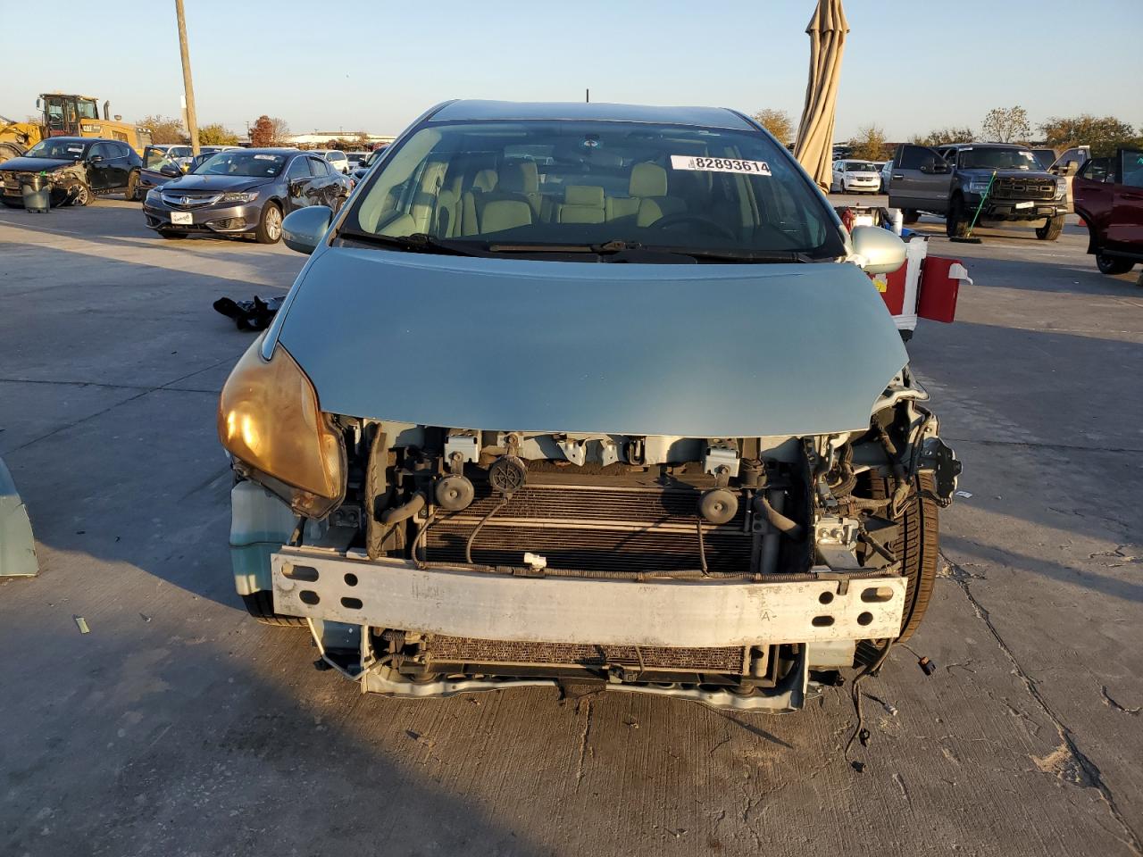 2014 TOYOTA PRIUS THREE photo 9