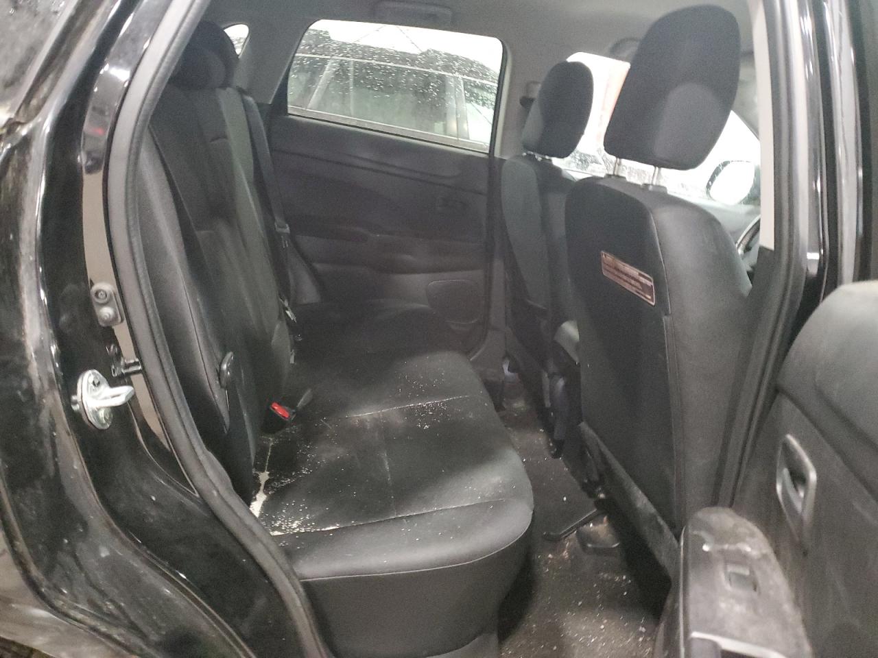 2015 MITSUBISHI OUTLANDER SPORT ES photo 11