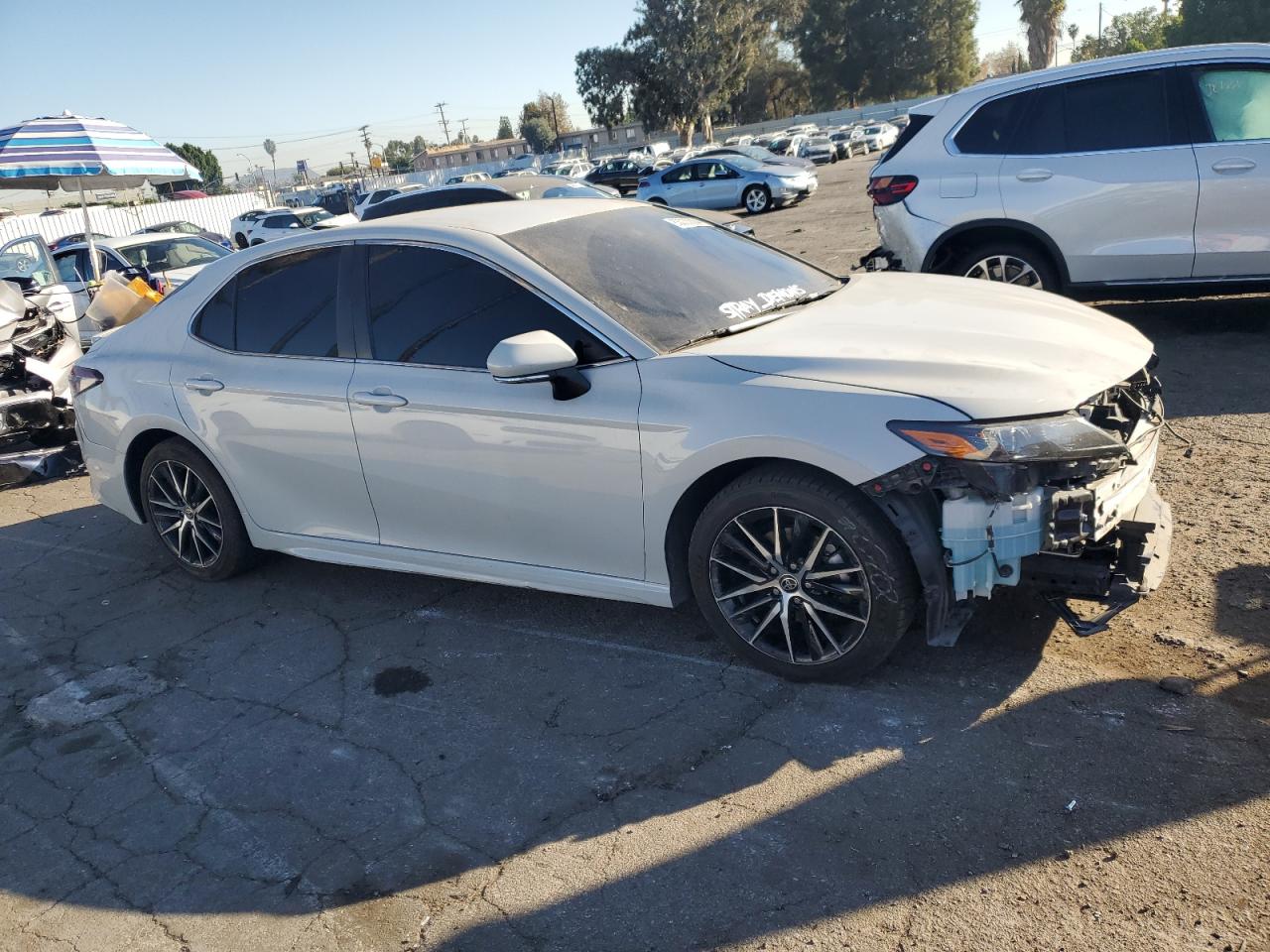 2022 TOYOTA CAMRY SE photo 4