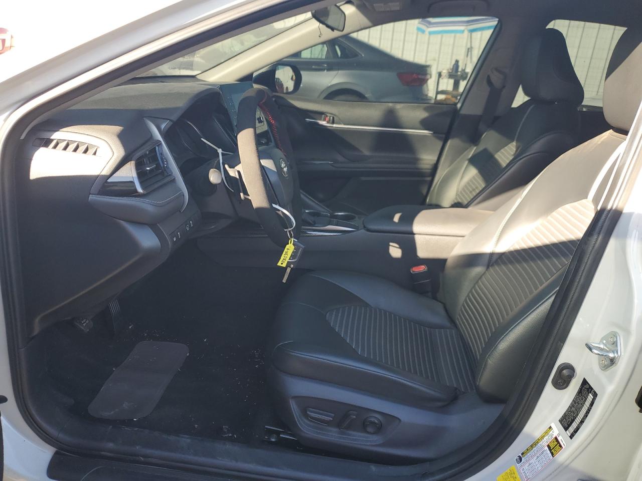 2022 TOYOTA CAMRY SE photo 7