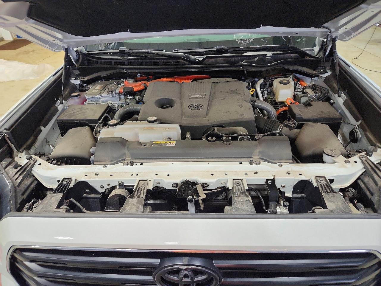 2024 TOYOTA SEQUOIA SR5 photo 24