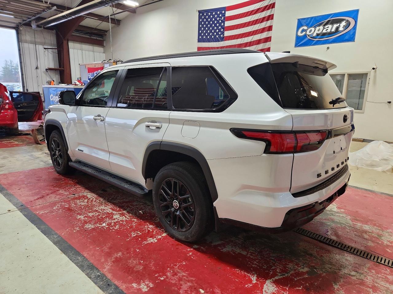 2024 TOYOTA SEQUOIA SR5 photo 4