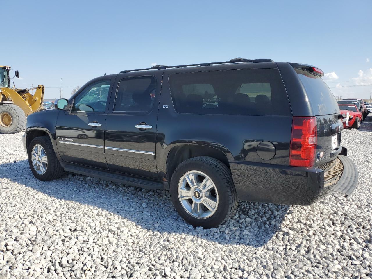2010 CHEVROLET SUBURBAN K1500 LTZ photo 4