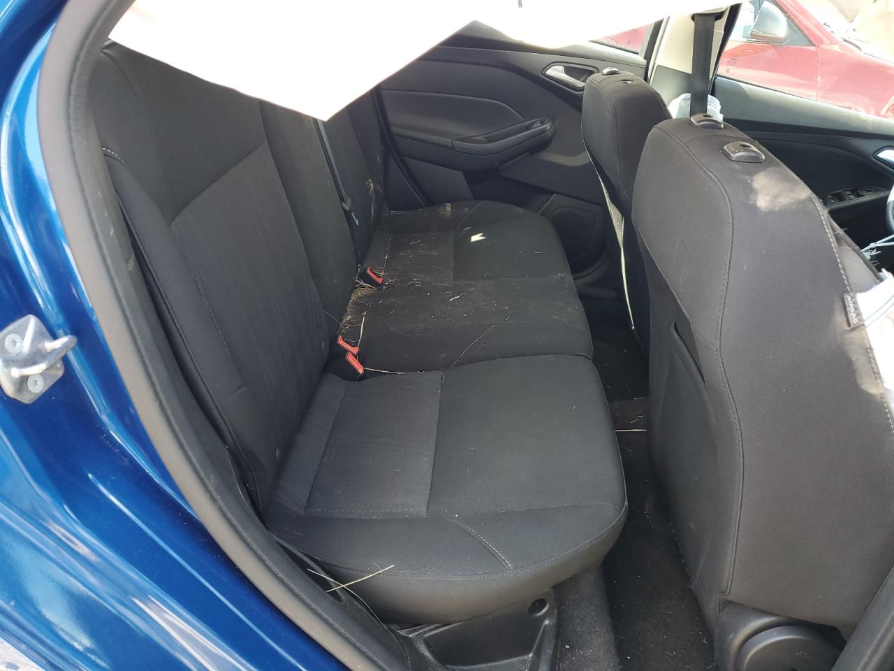 2018 FORD FOCUS SE photo 10