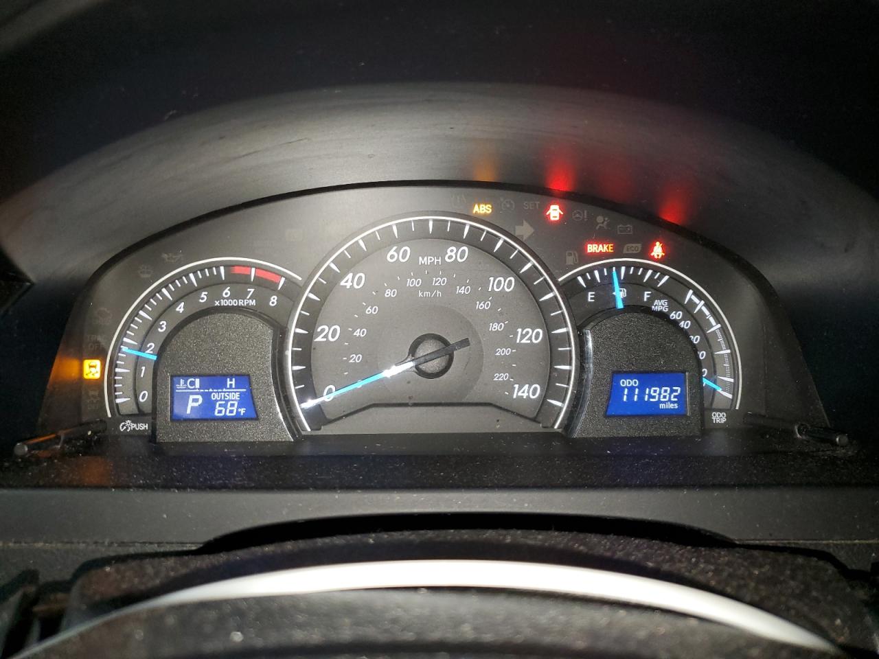 2014 TOYOTA CAMRY LE photo 25