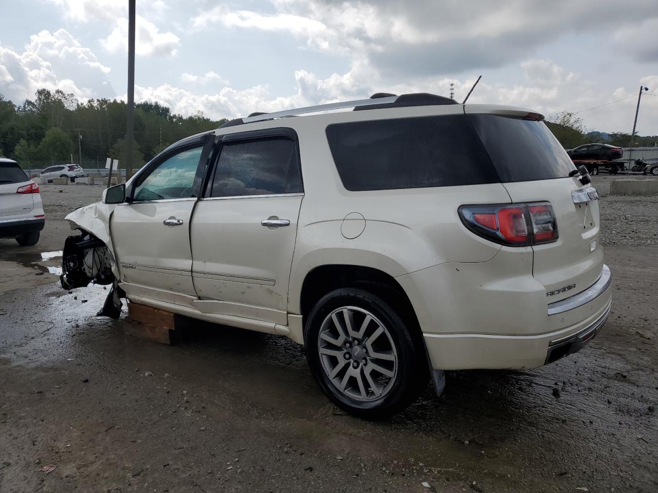 2014 GMC ACADIA DENALI photo 3