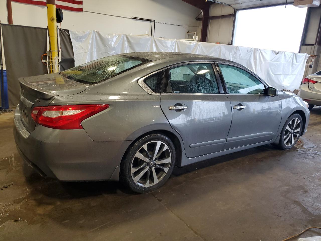 2016 NISSAN ALTIMA 2.5 SR photo 7
