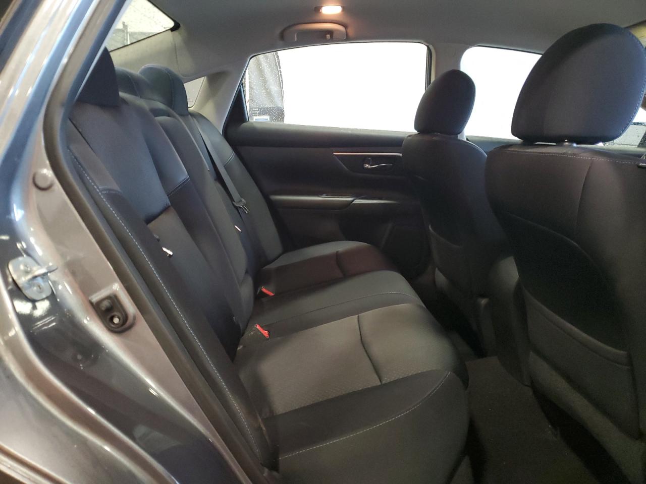 2016 NISSAN ALTIMA 2.5 SR photo 28