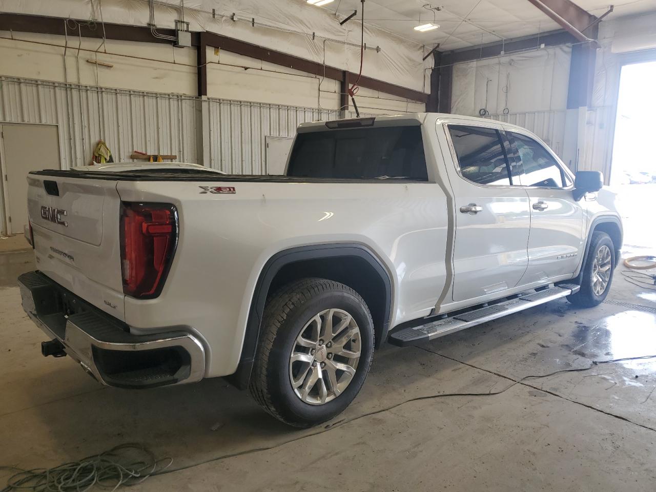 2019 GMC SIERRA K1500 SLT photo 5