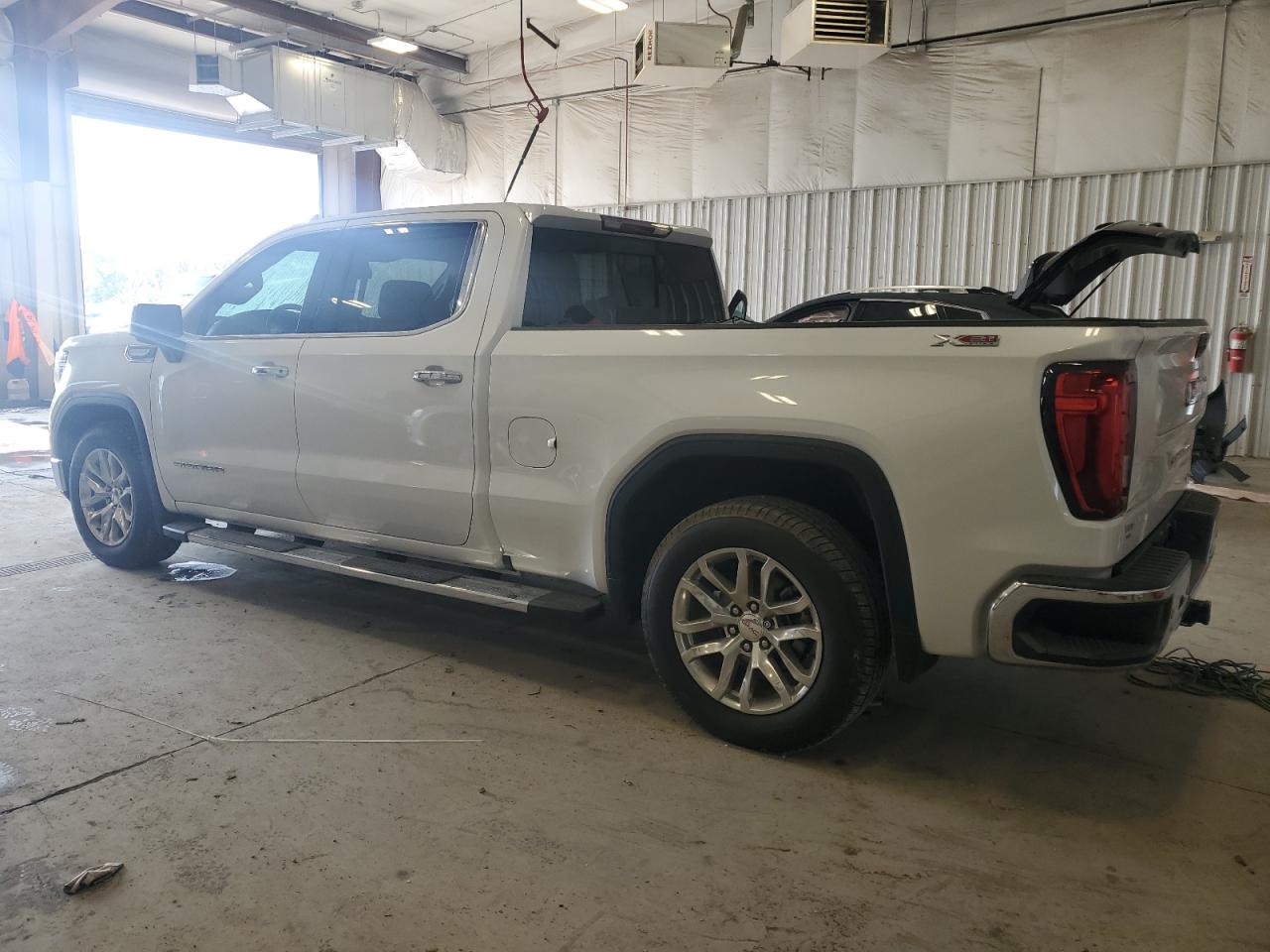 2019 GMC SIERRA K1500 SLT photo 3
