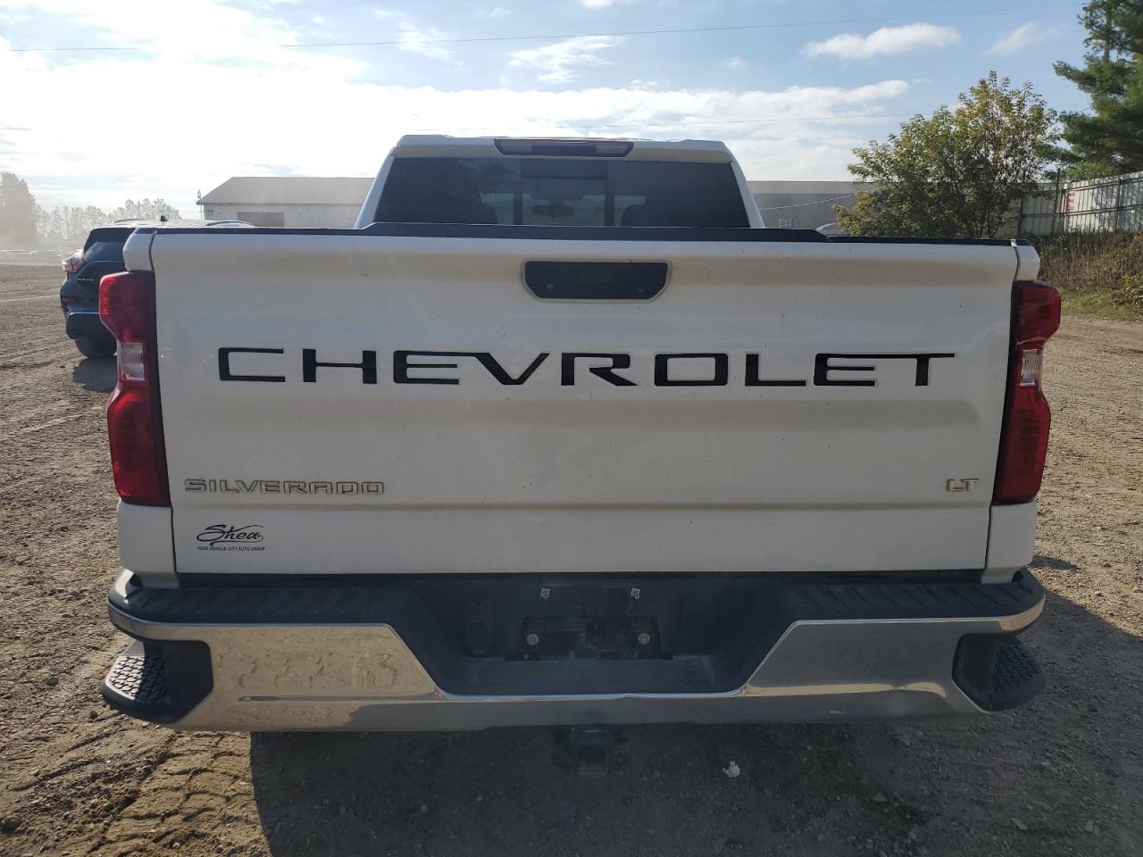 2020 CHEVROLET SILVERADO K1500 LT photo 11