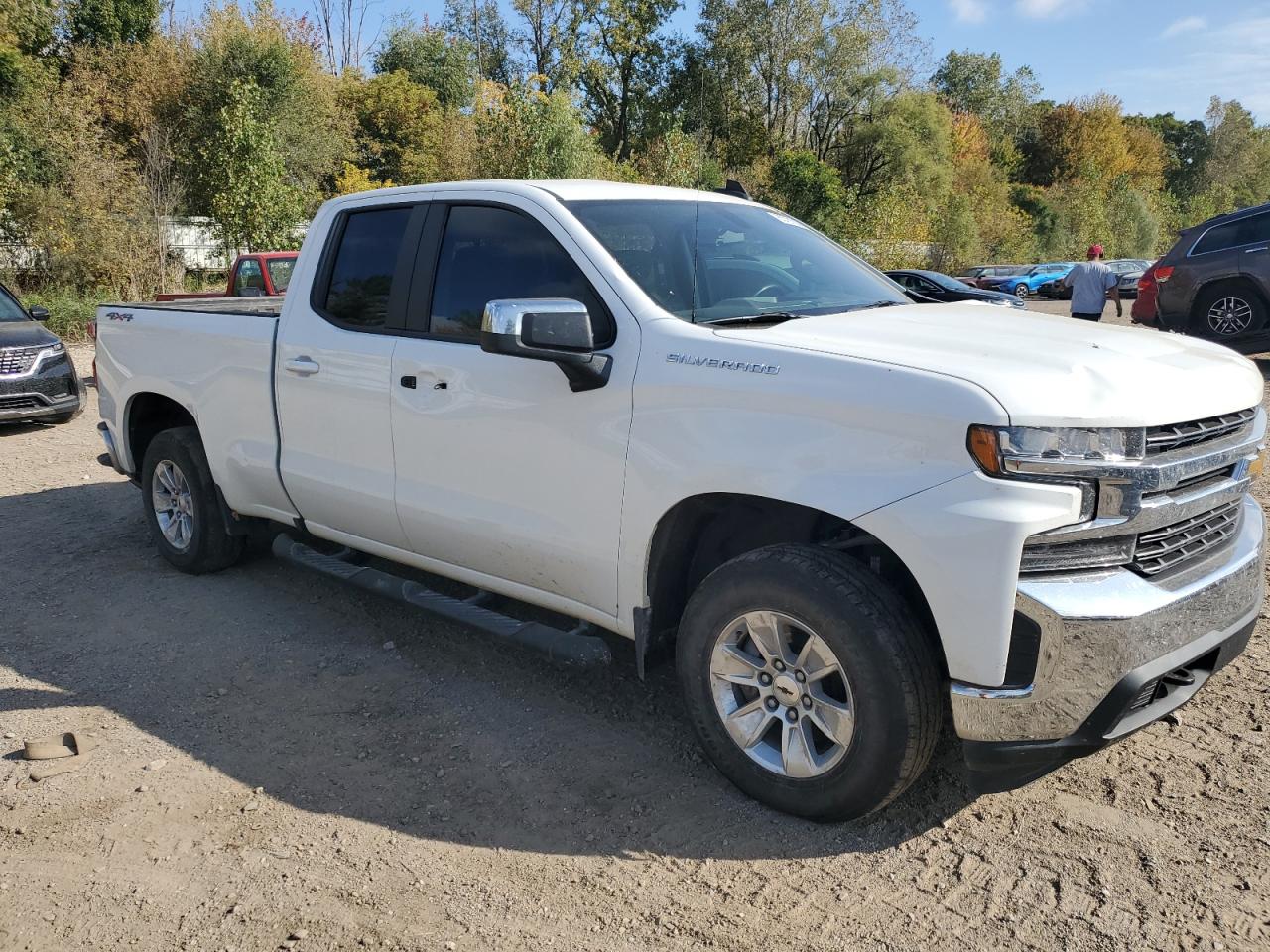 2020 CHEVROLET SILVERADO K1500 LT photo 7