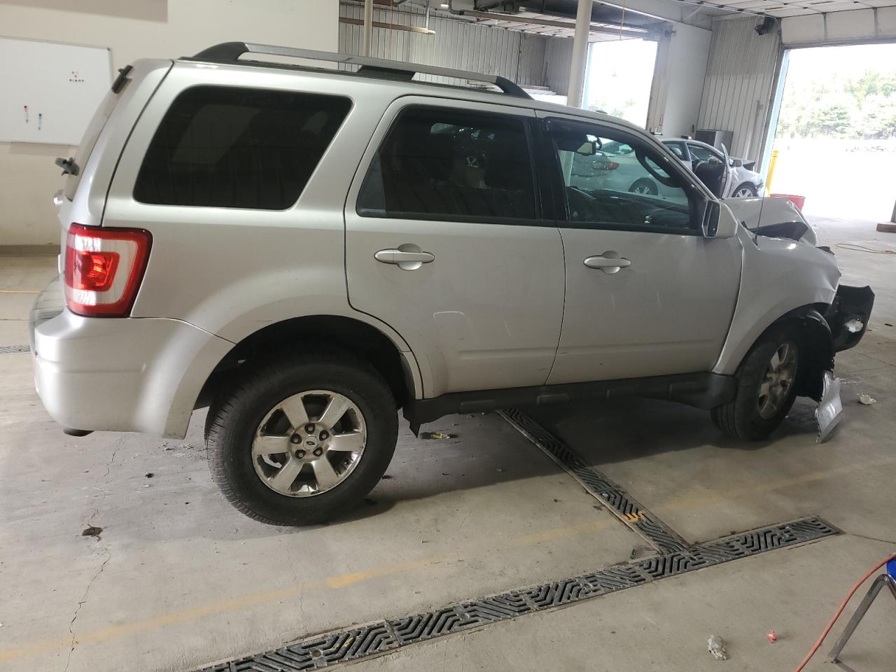 2010 FORD ESCAPE LIMITED photo 7