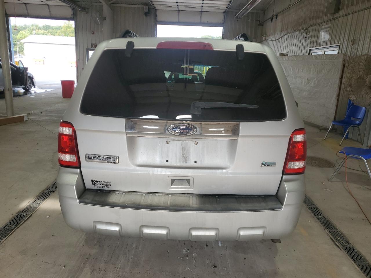 2010 FORD ESCAPE LIMITED photo 16