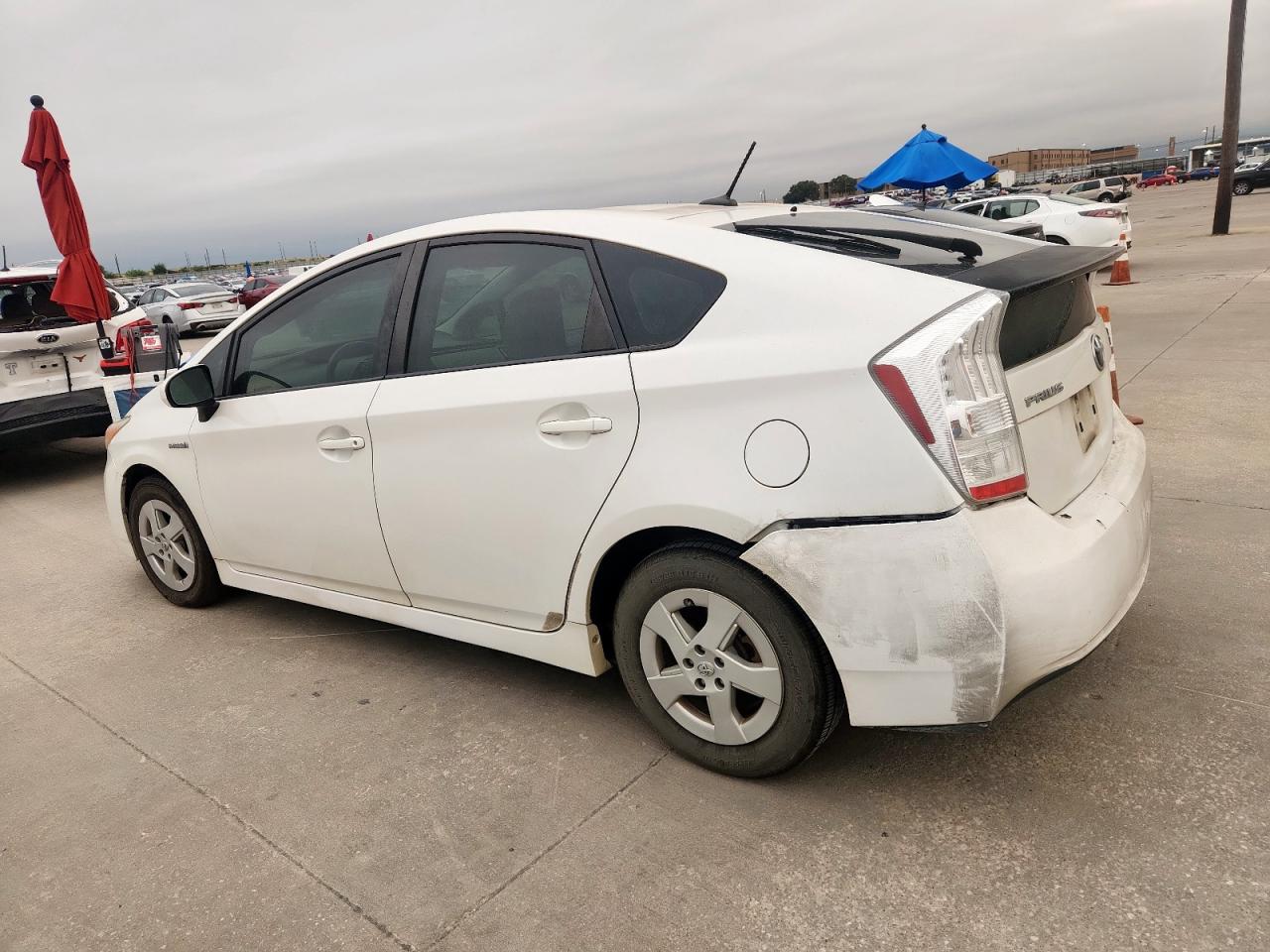 2011 TOYOTA PRIUS TWO photo 2
