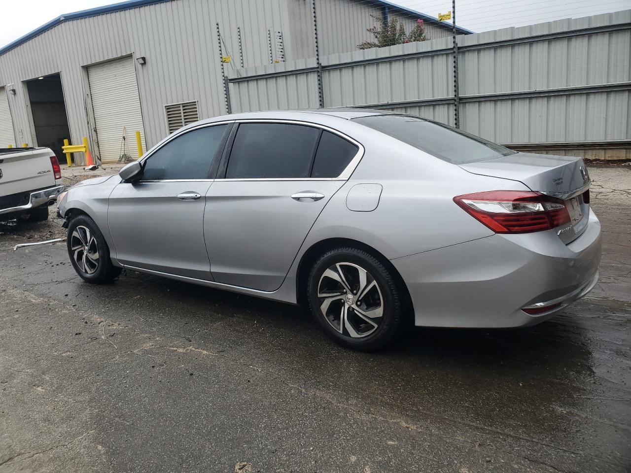 2016 HONDA ACCORD LX photo 2