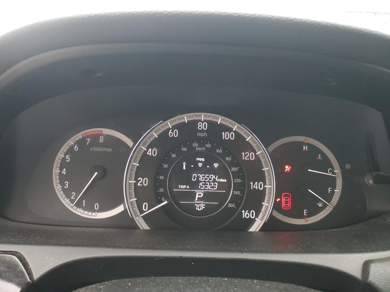 2016 HONDA ACCORD LX photo 9