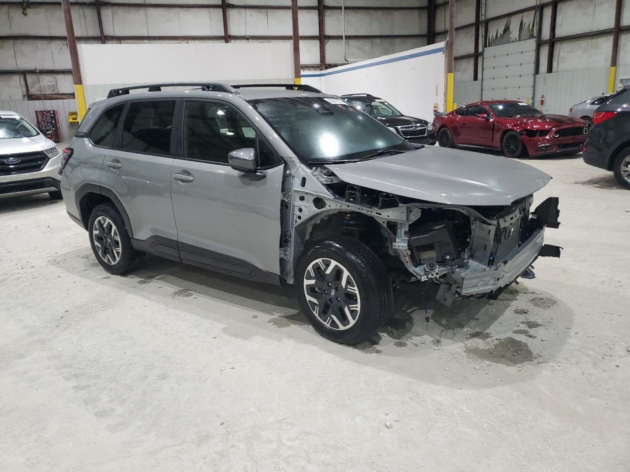 2025 SUBARU FORESTER PREMIUM photo 10