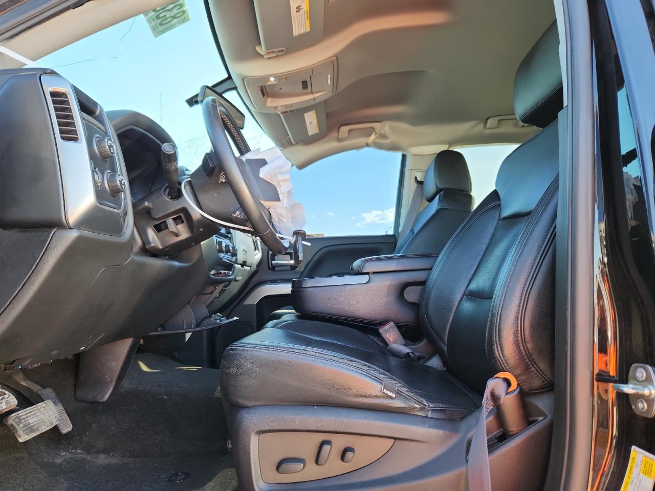 2017 CHEVROLET SILVERADO K1500 LT photo 19