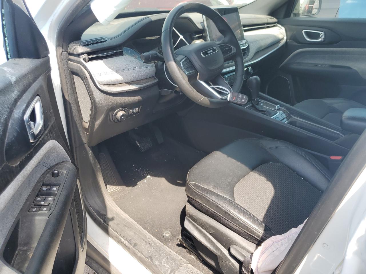 2024 JEEP COMPASS LATITUDE photo 19