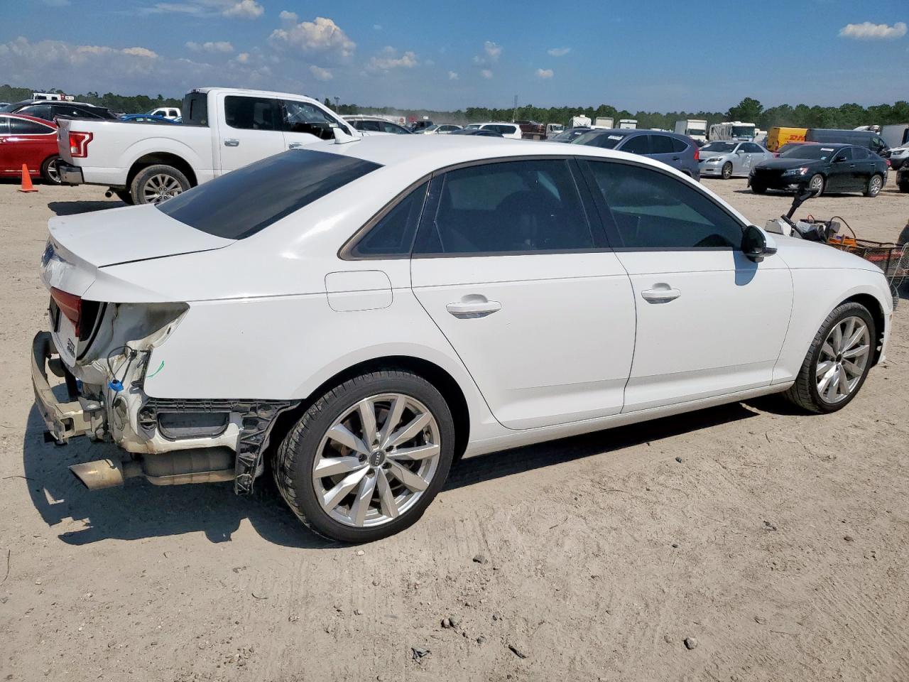 2017 AUDI A4 PREMIUM photo 7