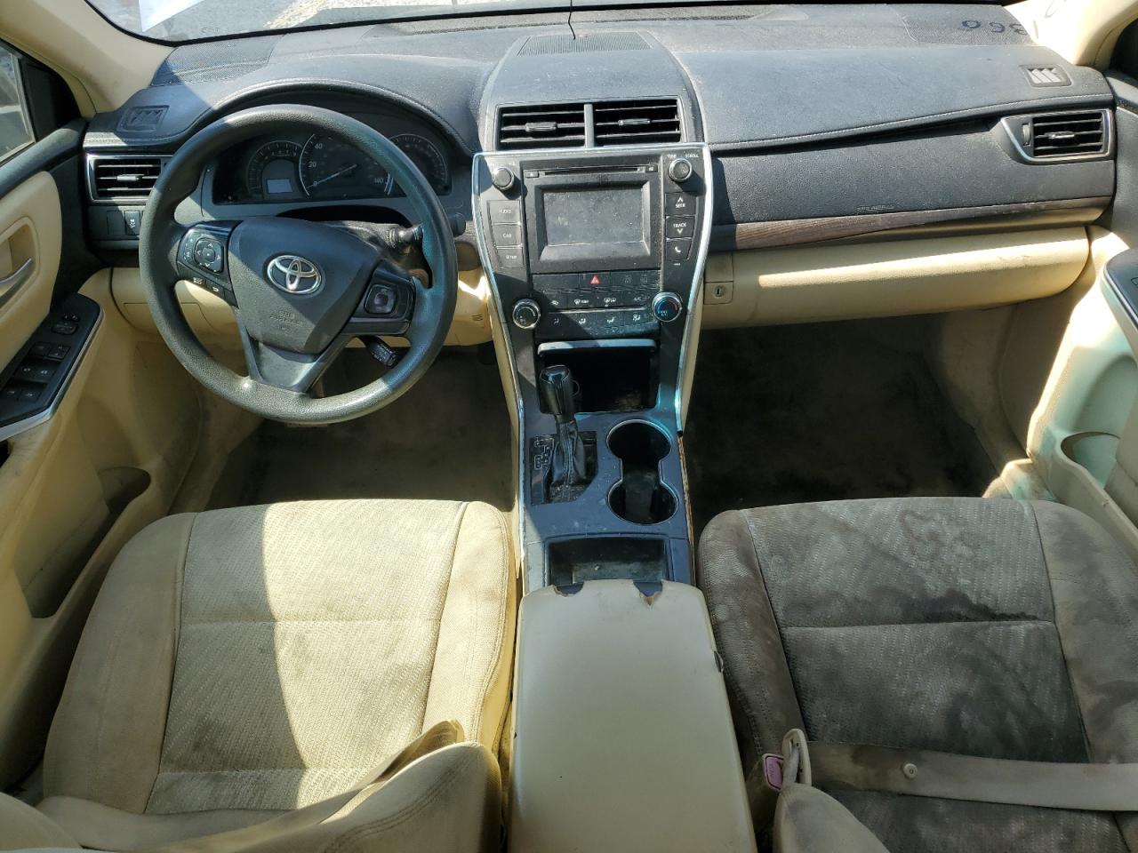 2015 TOYOTA CAMRY LE photo 8