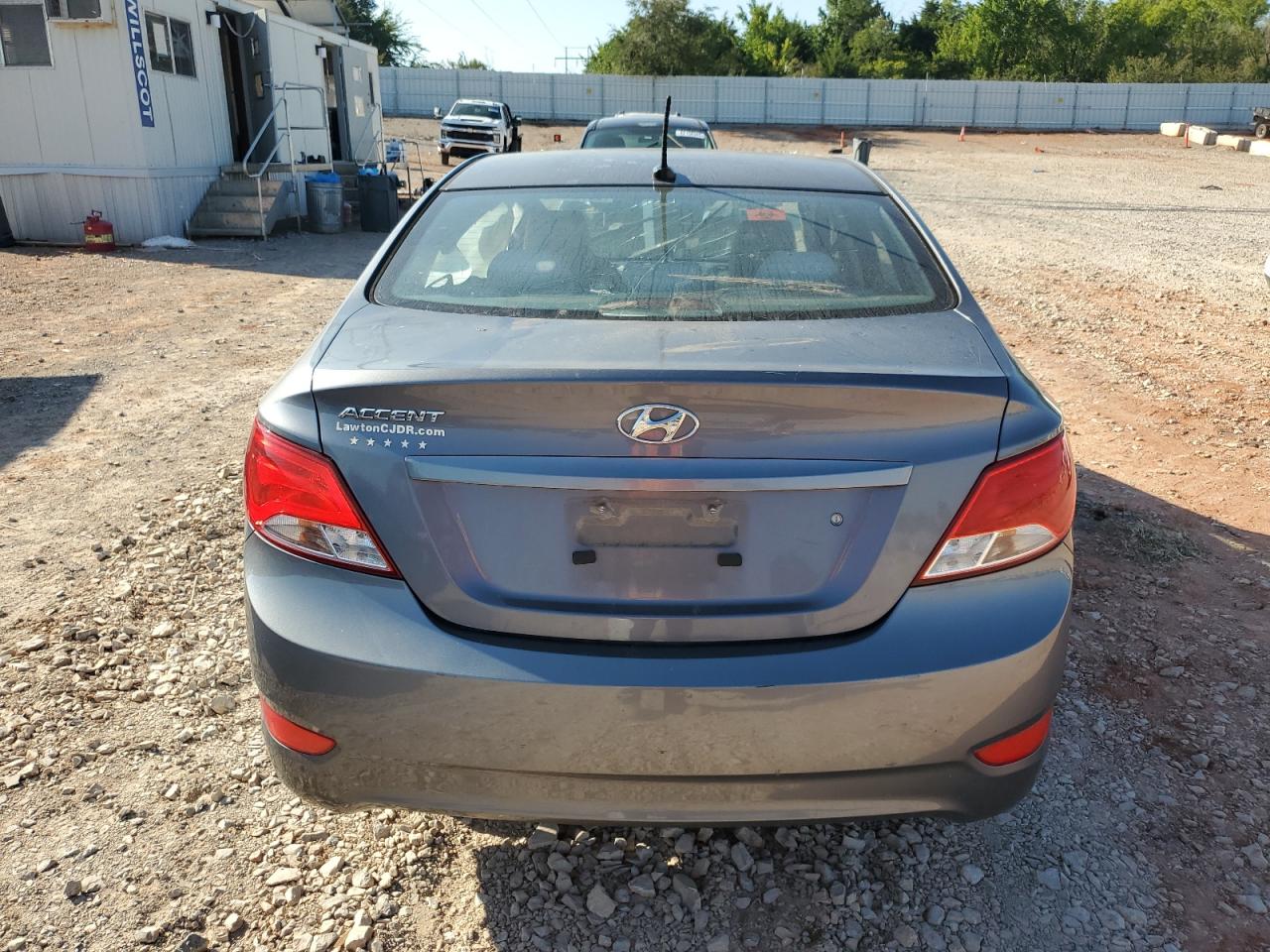 2017 HYUNDAI ACCENT photo 11