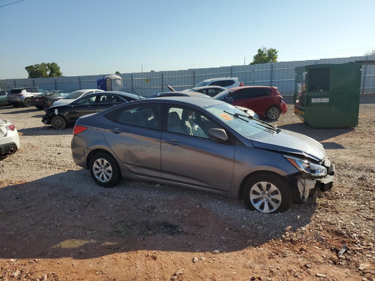 2017 HYUNDAI ACCENT photo 7
