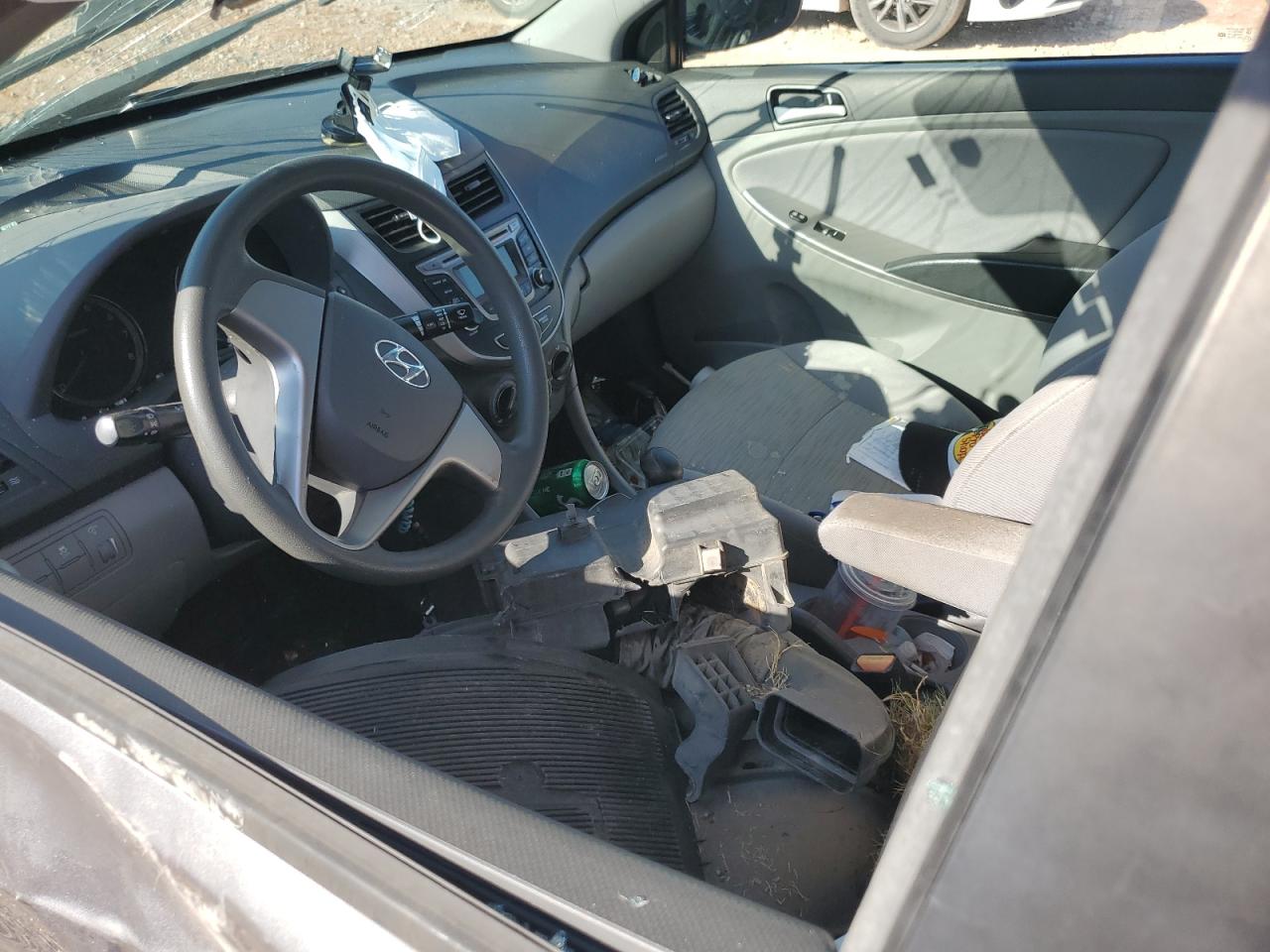 2017 HYUNDAI ACCENT photo 15
