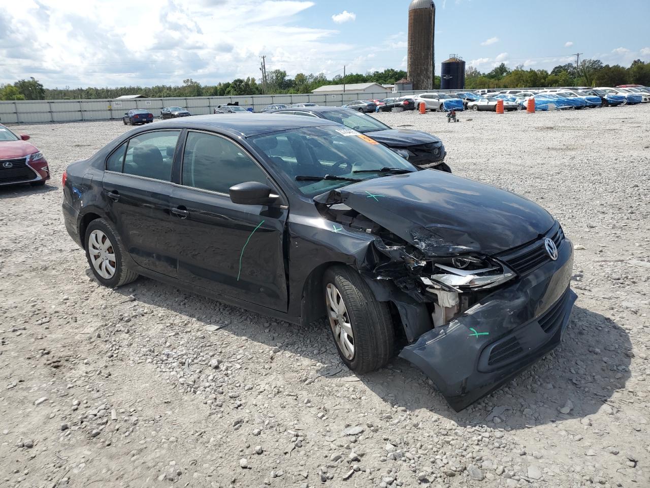 2012 VOLKSWAGEN JETTA BASE photo 4