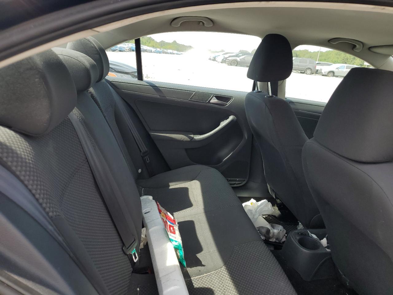 2012 VOLKSWAGEN JETTA BASE photo 10