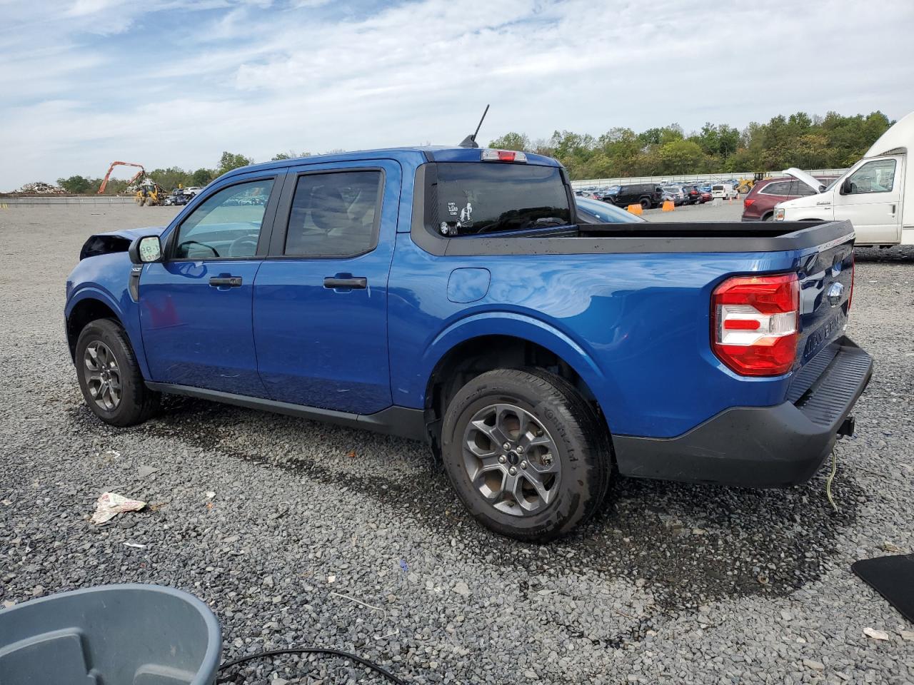 2024 FORD MAVERICK XLT photo 2