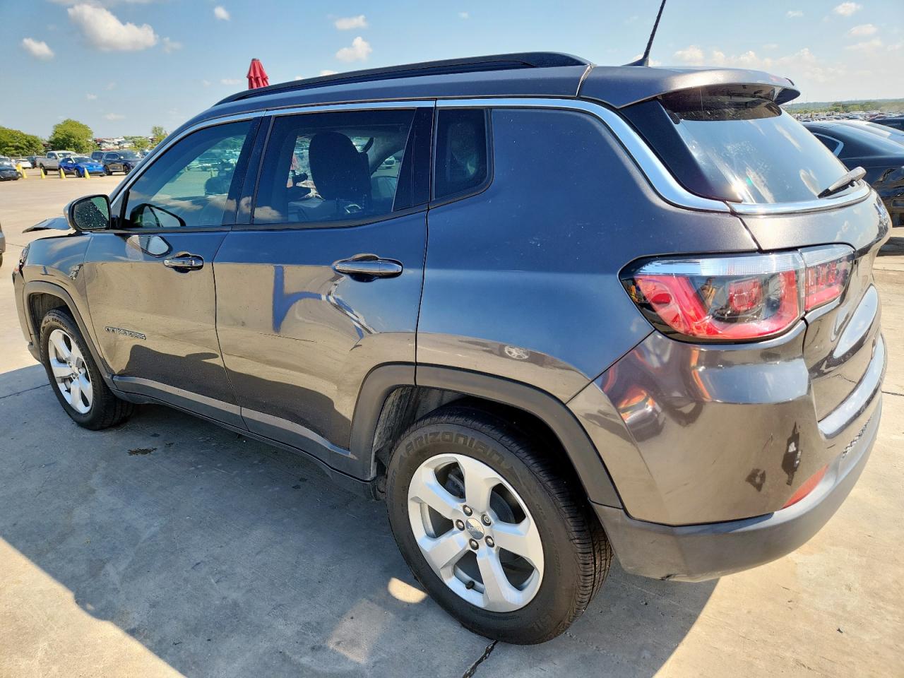 2019 JEEP COMPASS LATITUDE photo 3