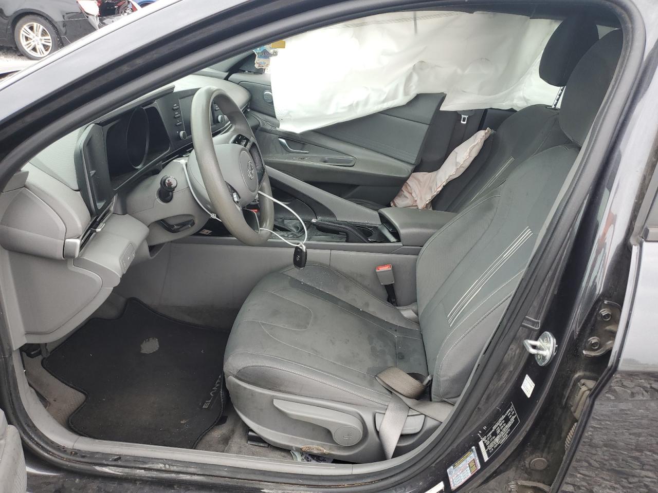 2022 HYUNDAI ELANTRA SEL photo 19