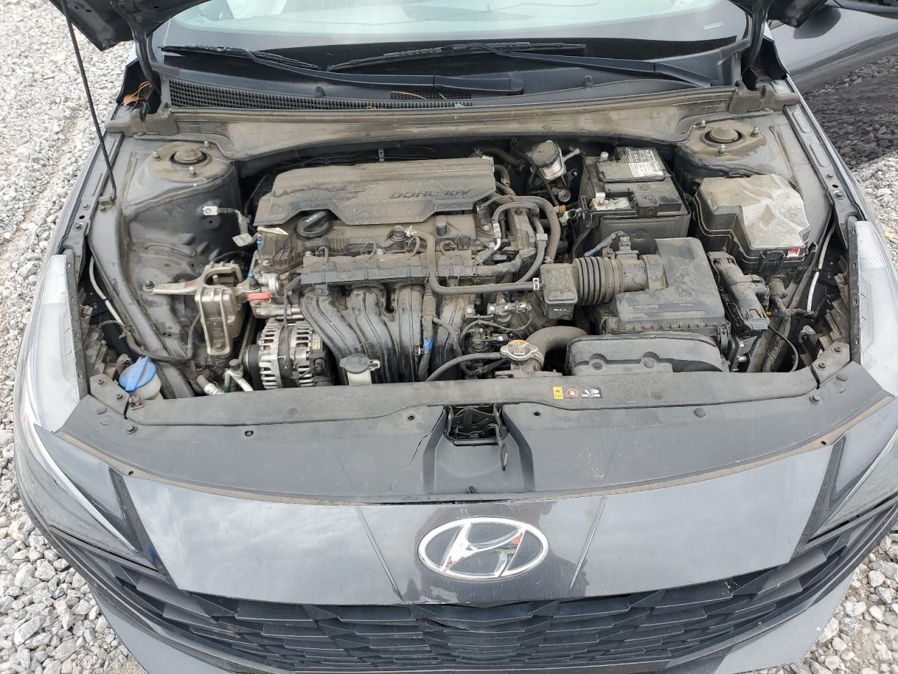 2022 HYUNDAI ELANTRA SEL photo 31